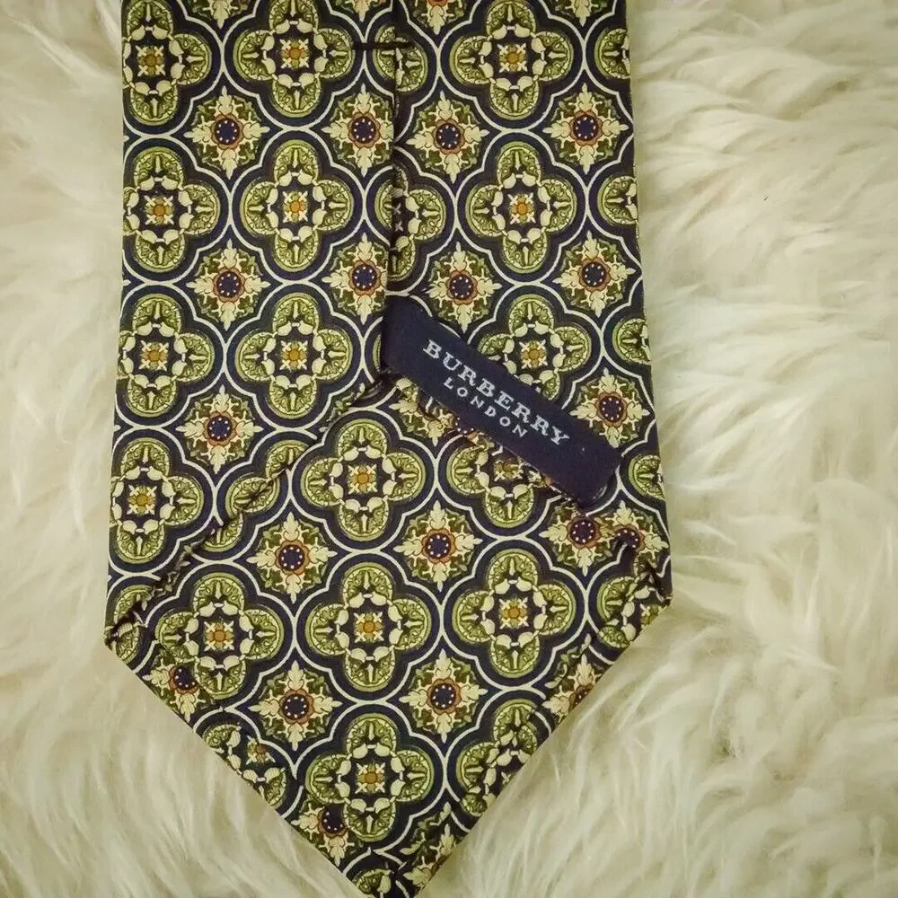 Burberry Luxury Designer Silk Navy Blue Green Floral Paisley Print 4 Tie Necktie